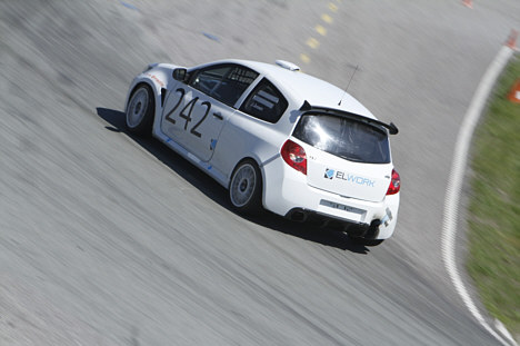 Det blev ikke den ønskede weekend for Performance Motorsport.